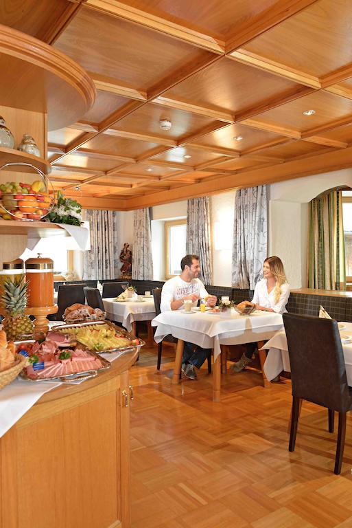 Hotel Garni Fimba Ischgl Bagian luar foto